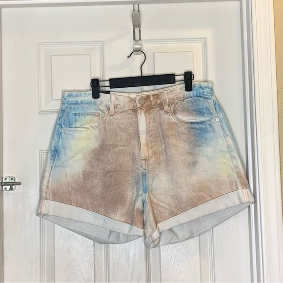 BLANKNYC The Reeve Ultra Hi-Rise Short in Turn It Up Size 31 - Picture 2 of 11